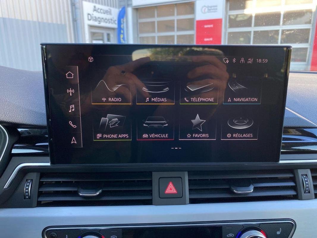 Audi A4 Avant - Photo 16