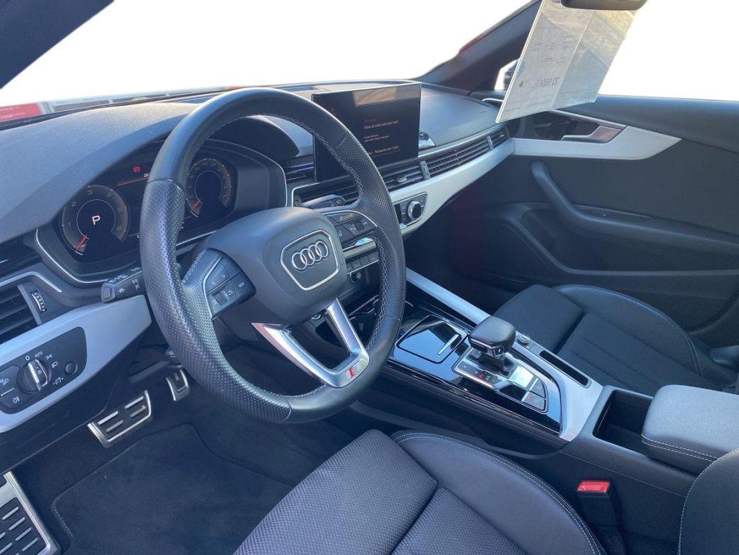 Audi A4 Avant - Photo 9