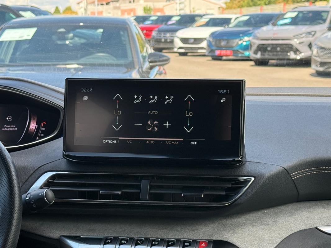 Peugeot 3008 - Photo 9