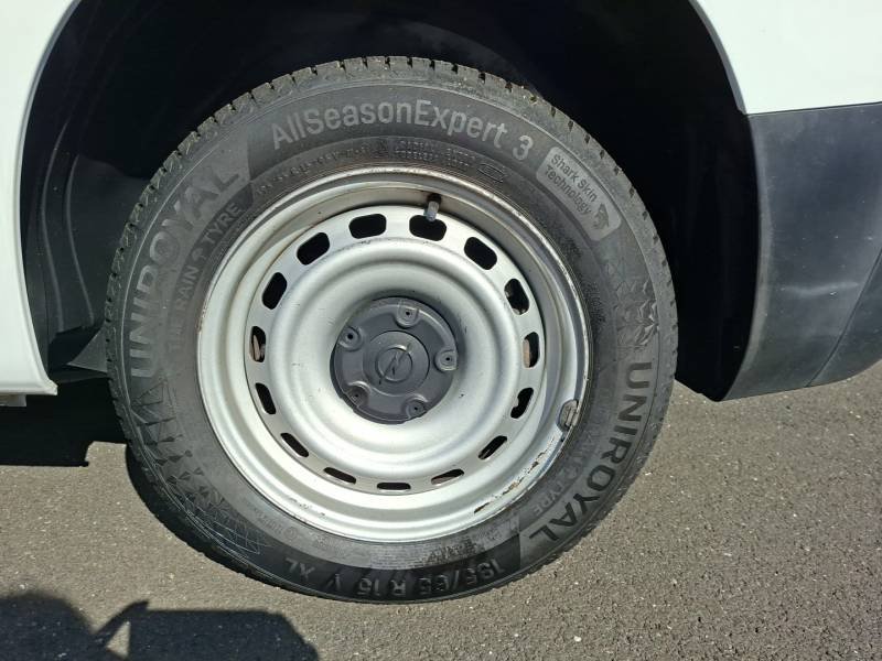 Opel Combo - Photo 15