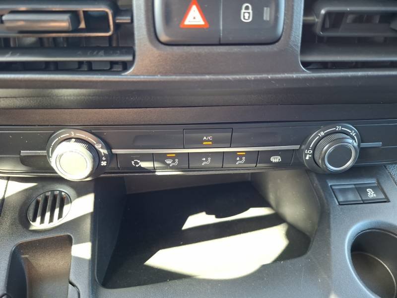 Opel Combo - Photo 25