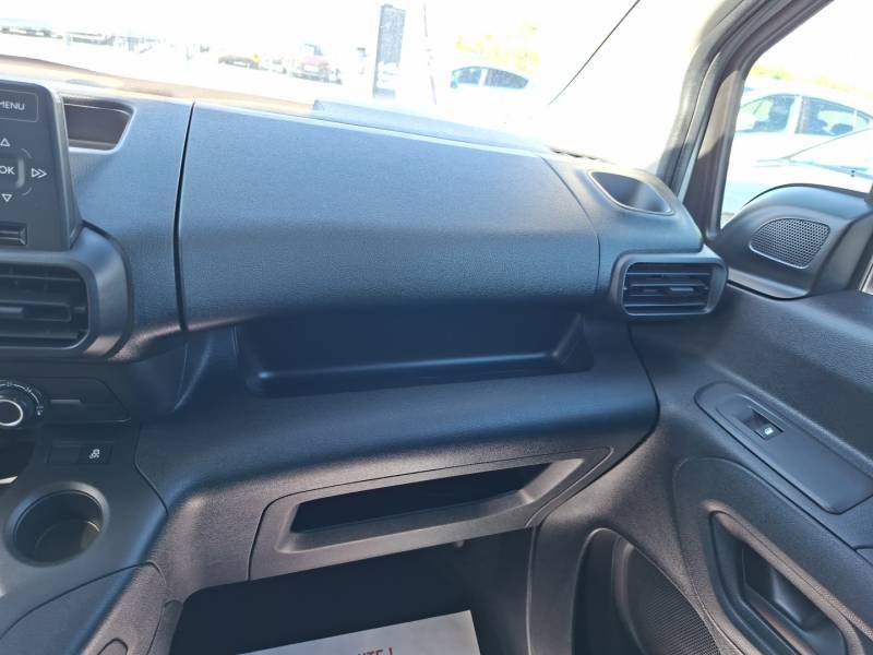 Opel Combo - Photo 31