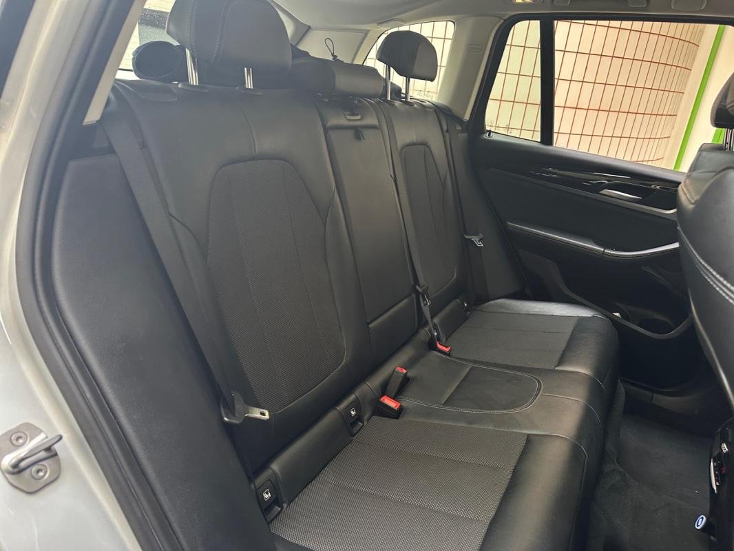BMW X3 - Photo 21