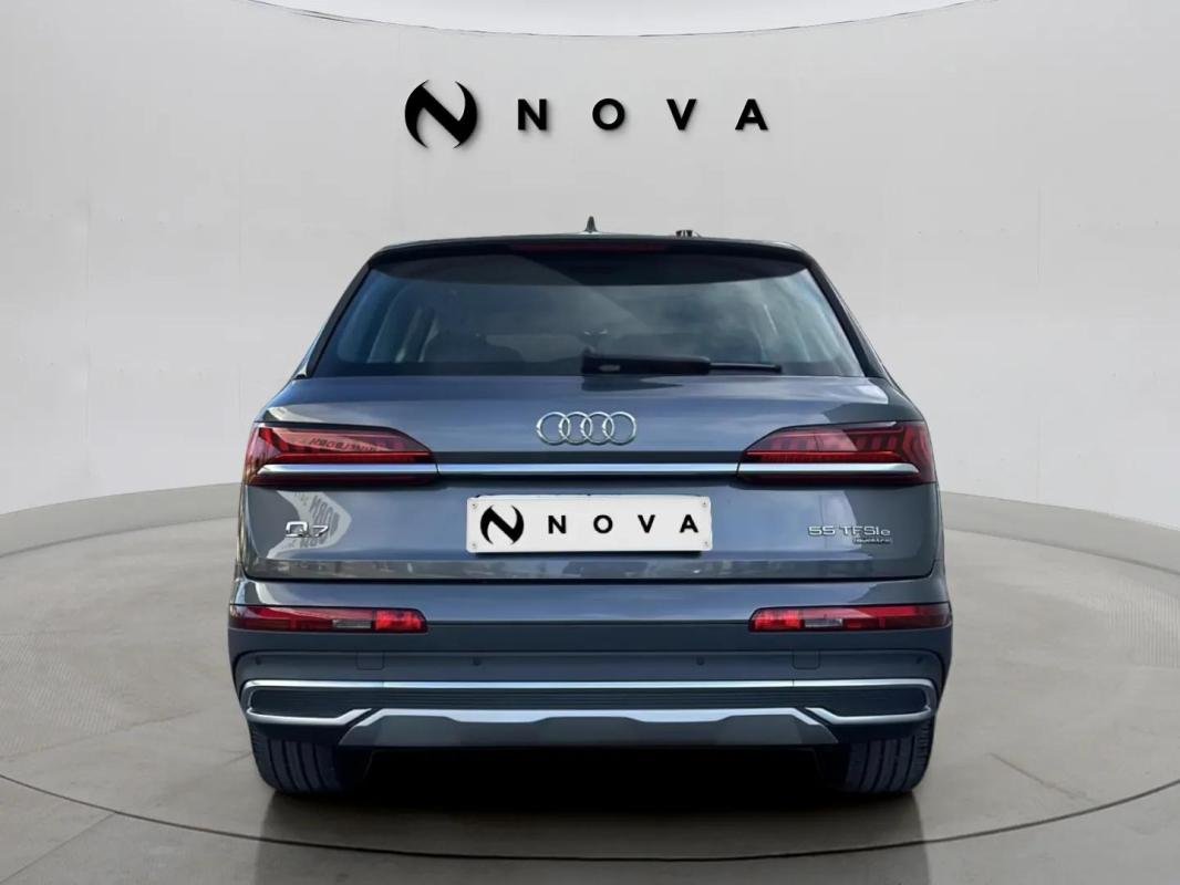 Audi Q7 - Photo 4