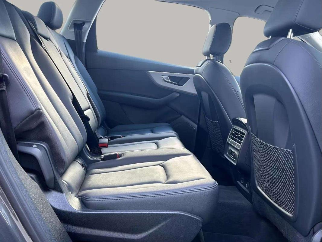 Audi Q7 - Photo 10