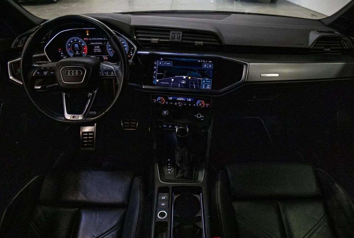 Audi Q3 - Photo 10