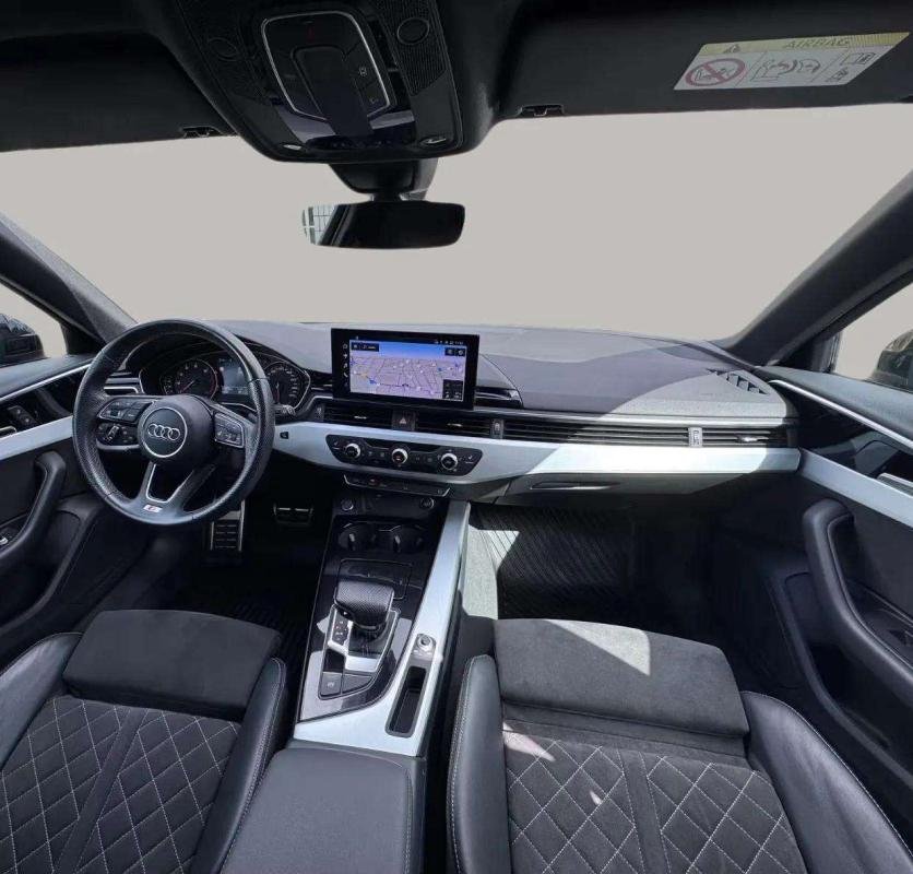 Audi A4 - Photo 8