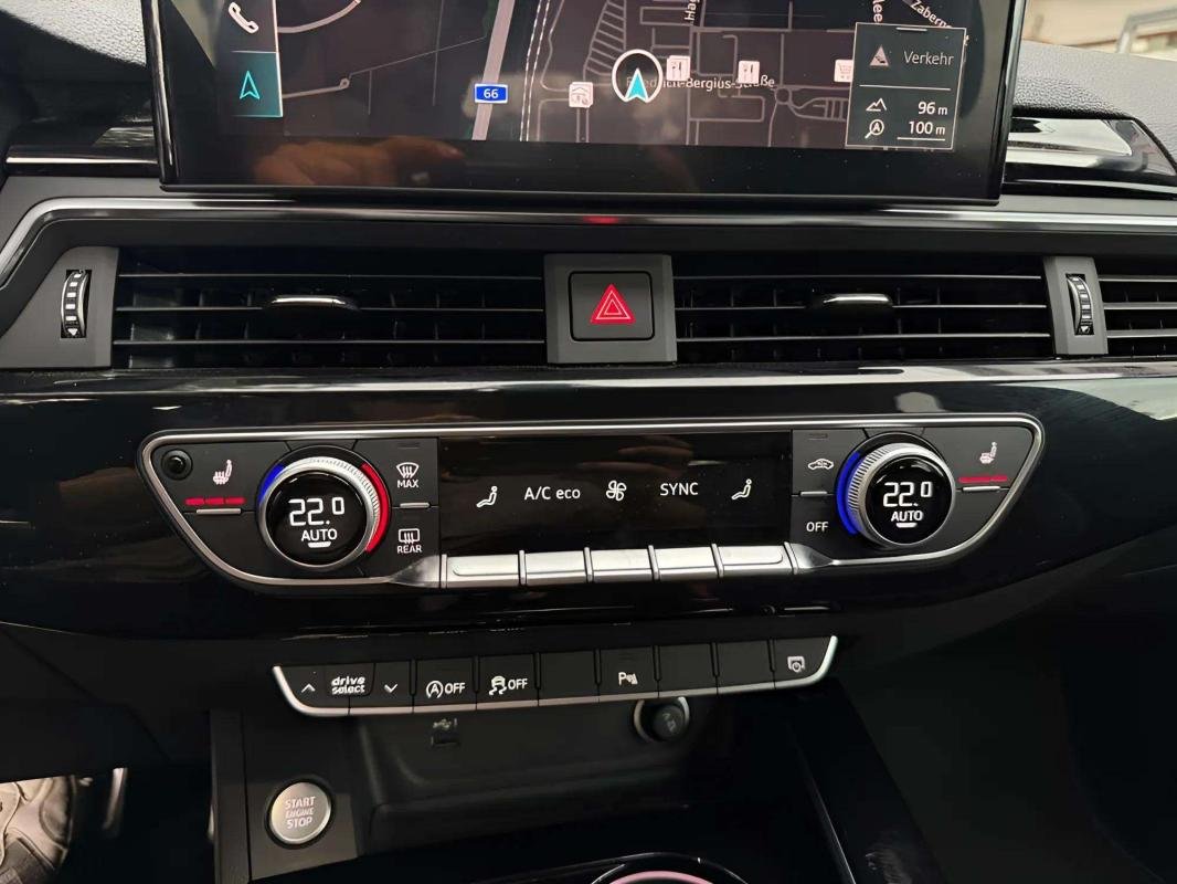 Audi A4 - Photo 11
