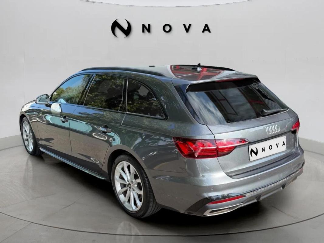 Audi A4 - Photo 3