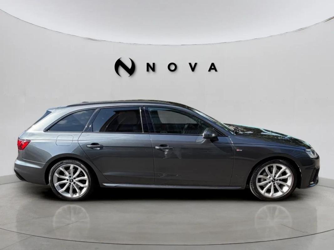 Audi A4 - Photo 6