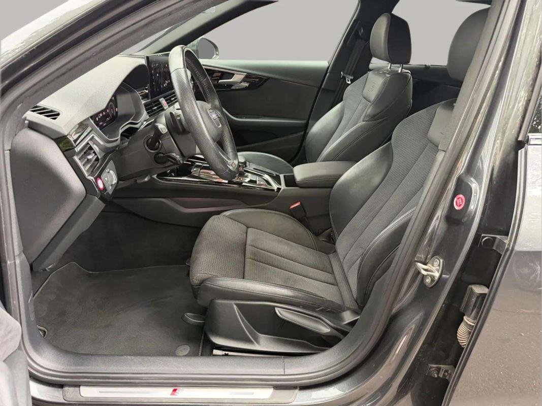 Audi A4 - Photo 7
