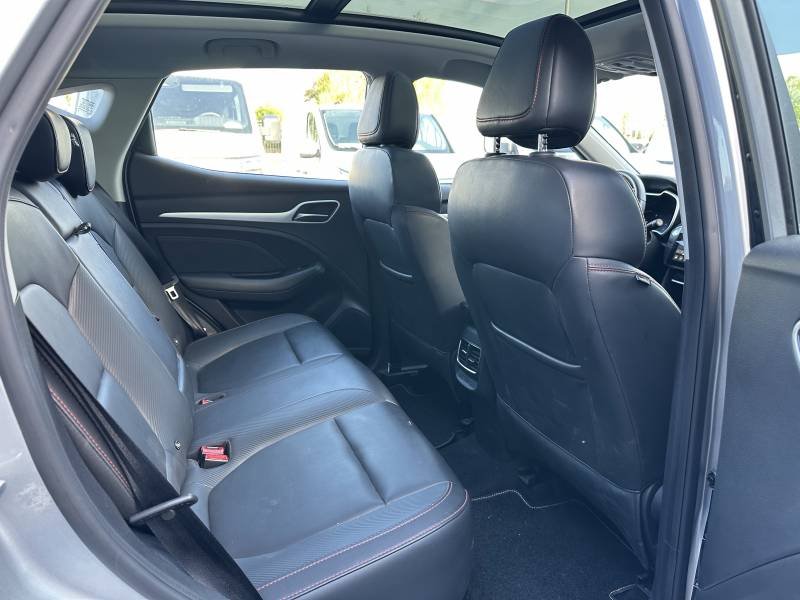 MG ZS - Photo 17