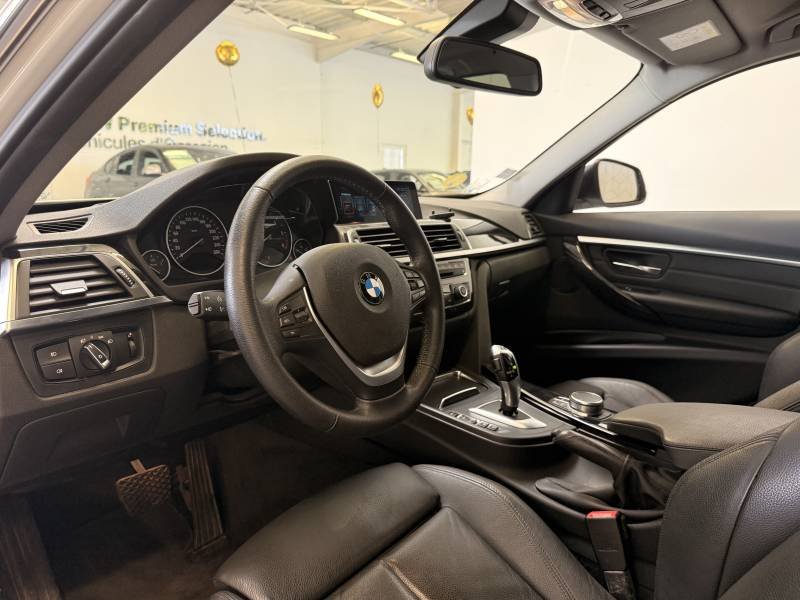 BMW Série 3 - Photo 27