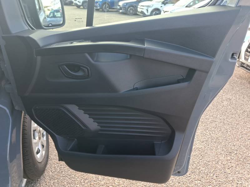 Renault Trafic - Photo 24