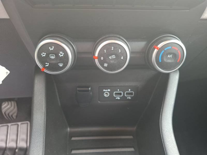 Renault Clio - Photo 32
