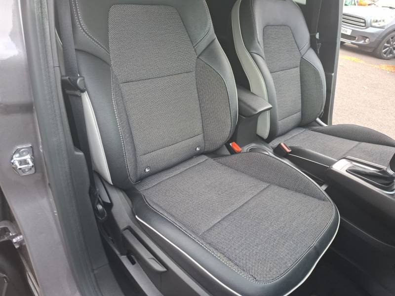 Renault Captur - Photo 40