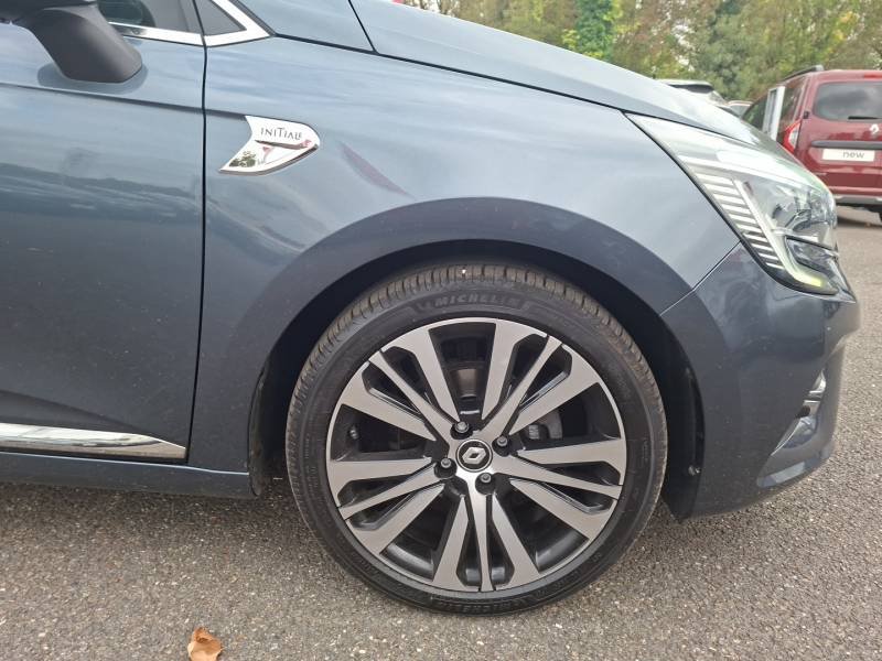 Renault Clio - Photo 18