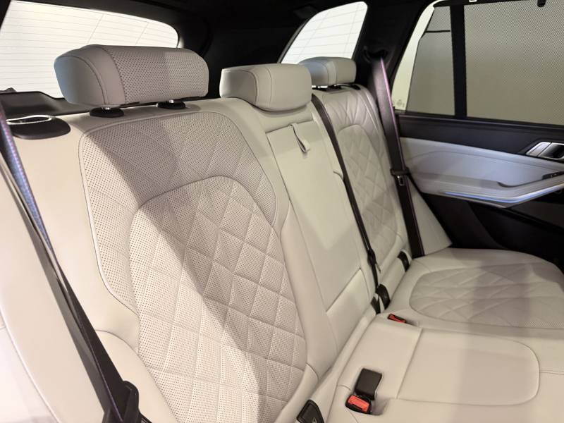 BMW X5 - Photo 31