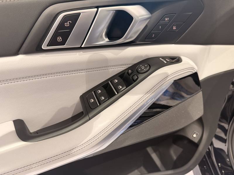BMW X5 - Photo 46