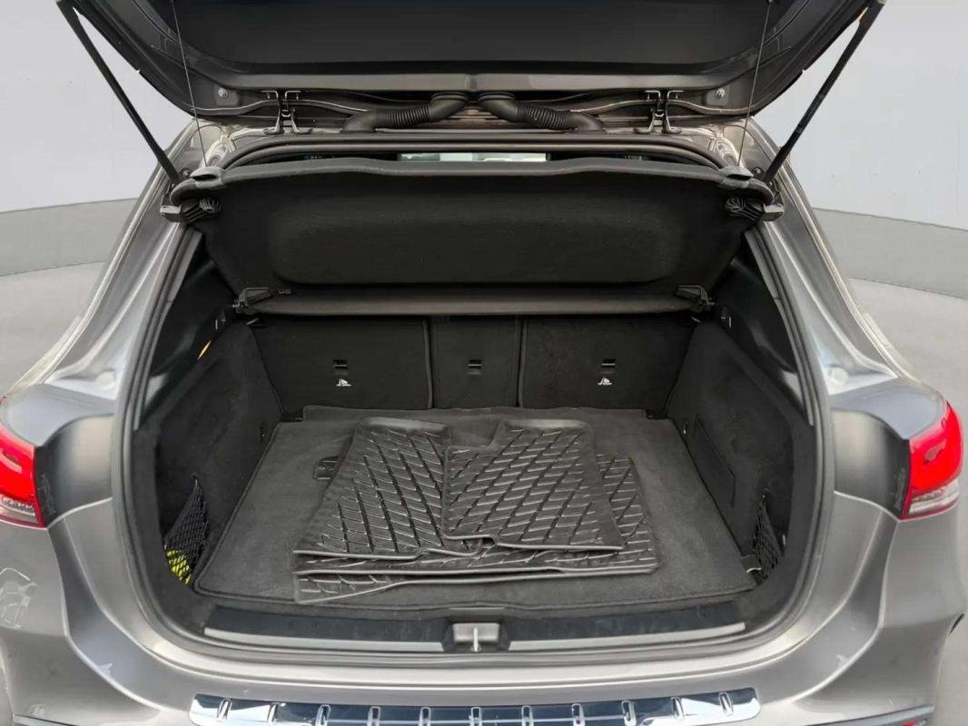 Mercedes Gla - Photo 12