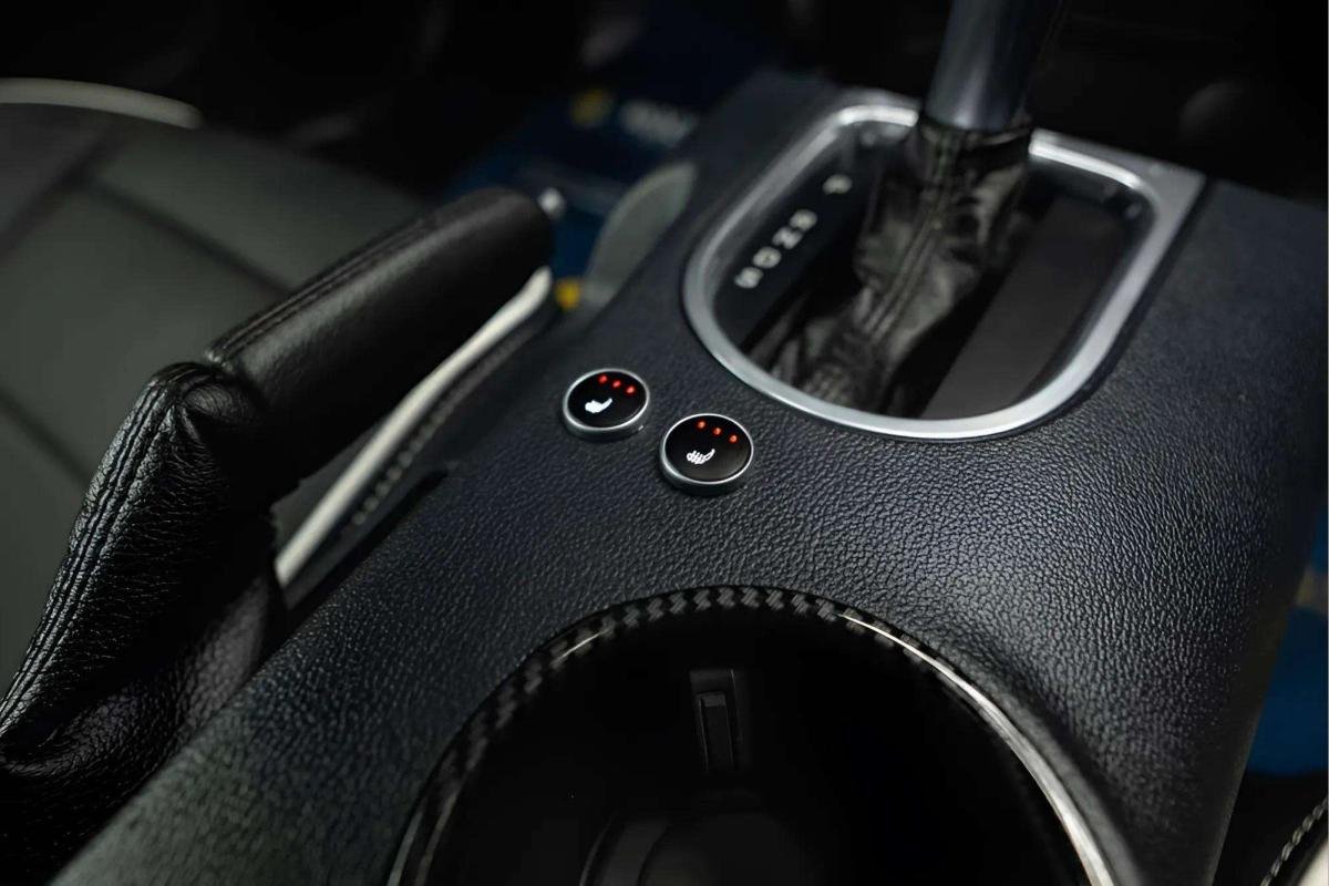Ford Mustang - Photo 12