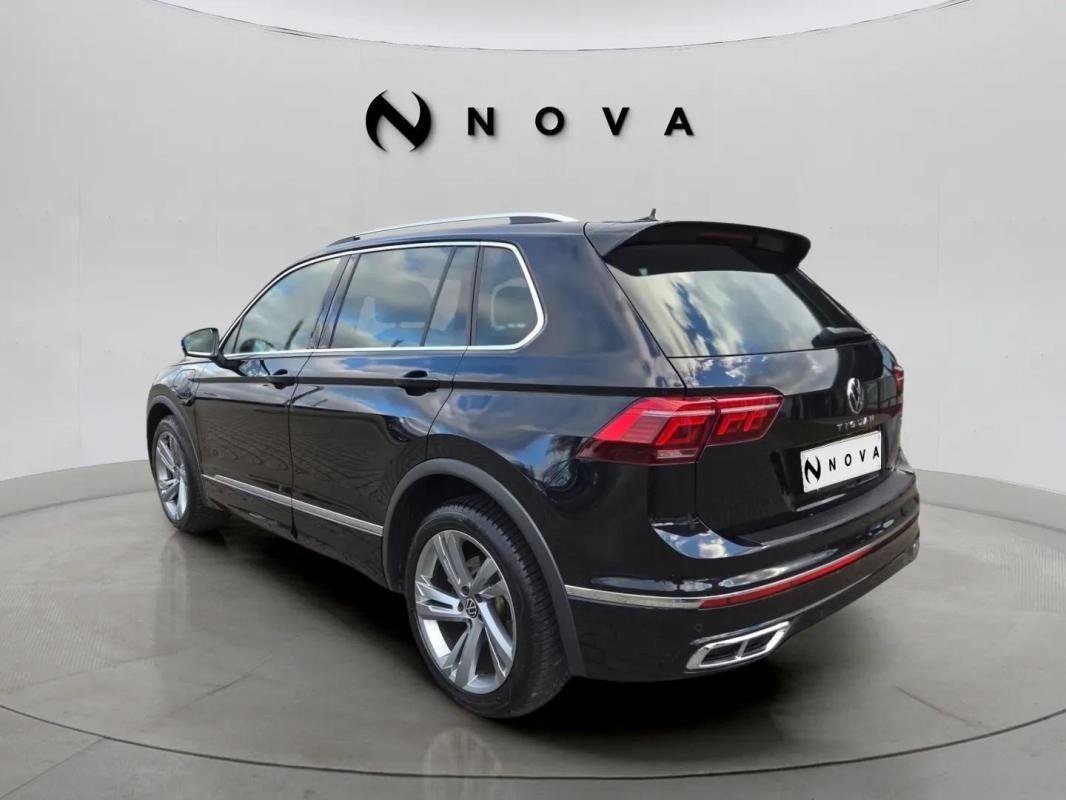 Volkswagen Tiguan - Photo 2