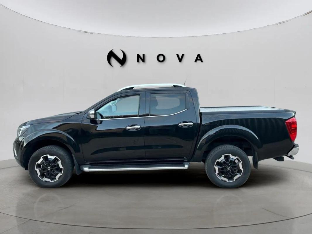 Nissan Navara - Photo 2