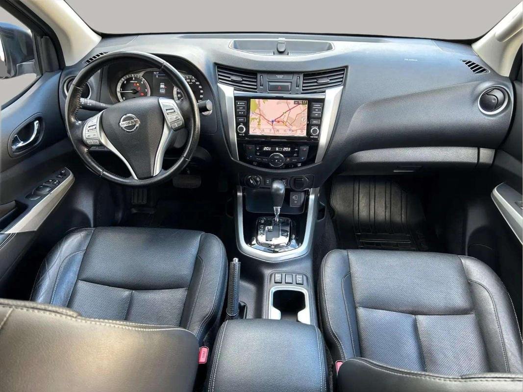 Nissan Navara - Photo 8