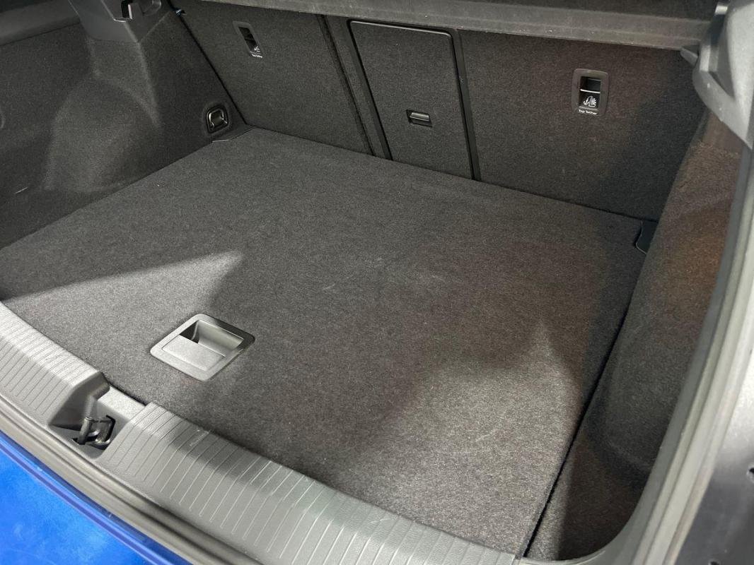 Volkswagen T-Roc - Photo 32