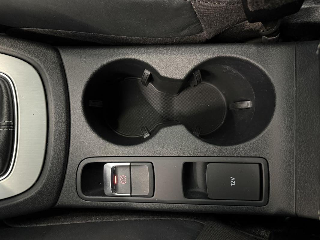Audi Q3 - Photo 25