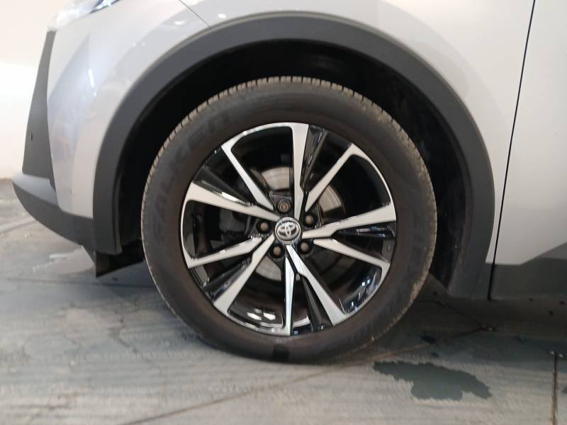 Toyota C-HR - Photo 9