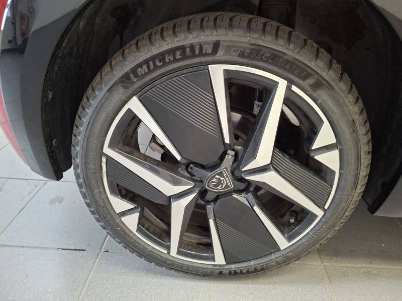 Peugeot 208 - Photo 10