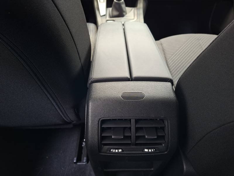 Peugeot 308 - Photo 16