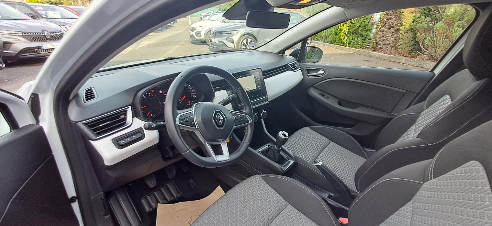 Renault Clio - Photo 13