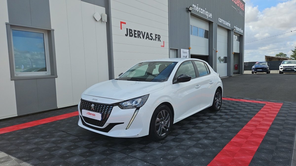 Peugeot 208 - Photo 1