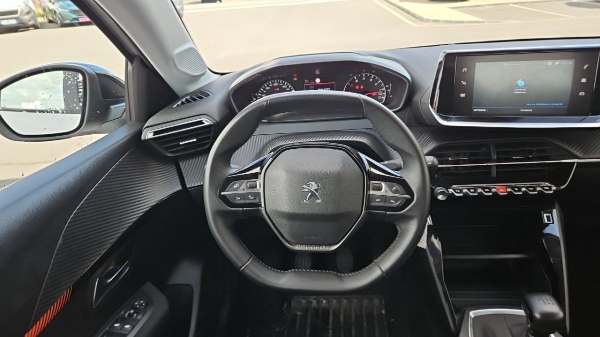 Peugeot 208 - Photo 14