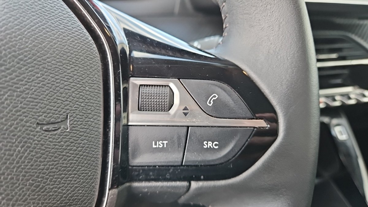 Peugeot 208 - Photo 19