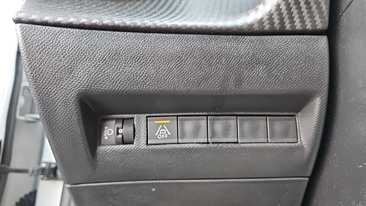 Peugeot 208 - Photo 24