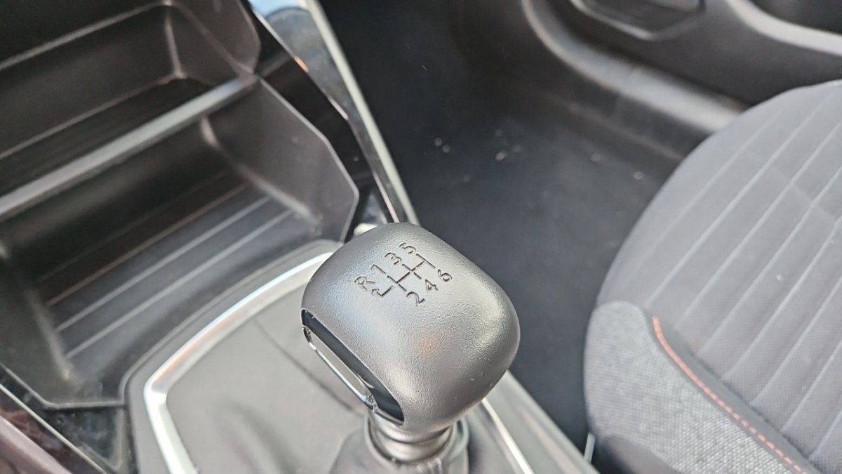 Peugeot 208 - Photo 26