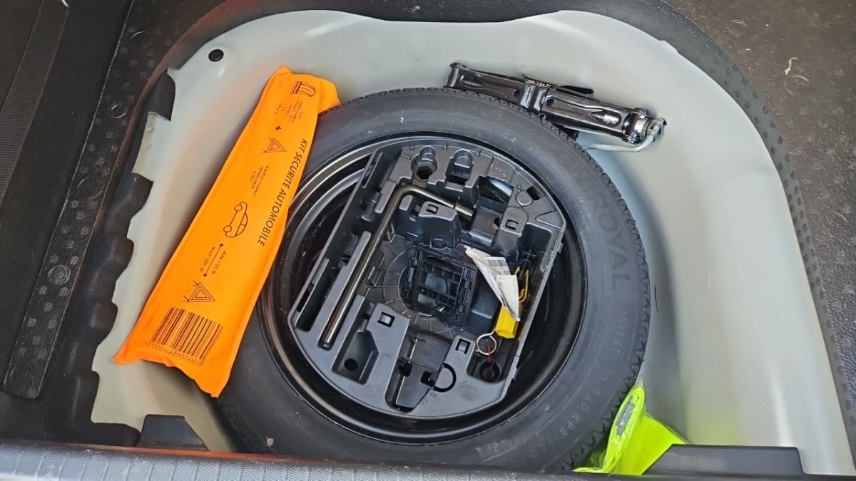Peugeot 208 - Photo 28