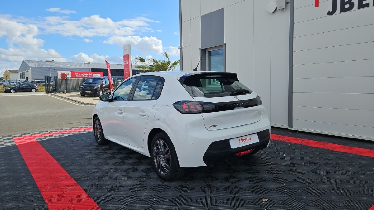 Peugeot 208 - Photo 3