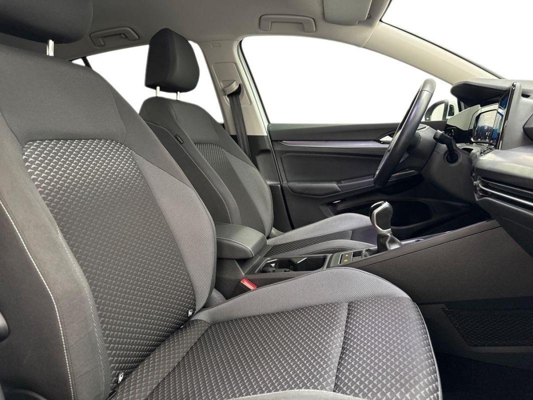 Volkswagen Golf - Photo 13