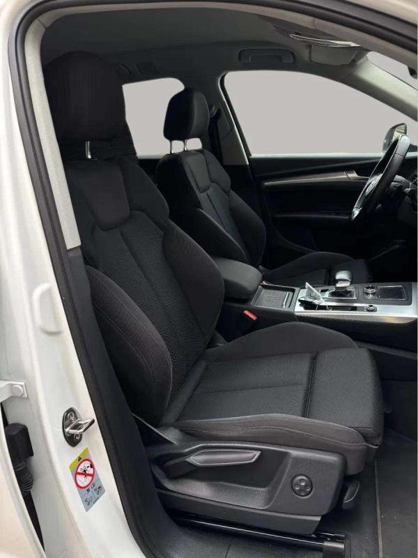Audi Q5 - Photo 4