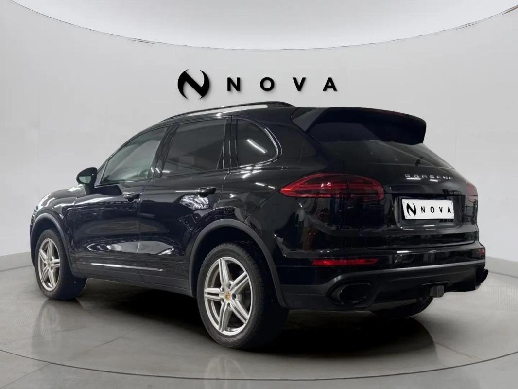 Porsche Cayenne - Photo 3