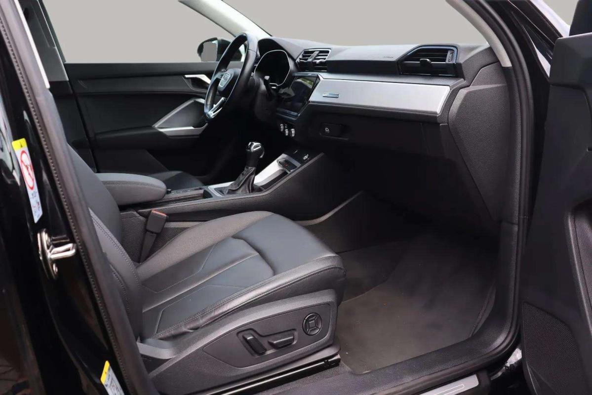 Audi Q3 - Photo 9