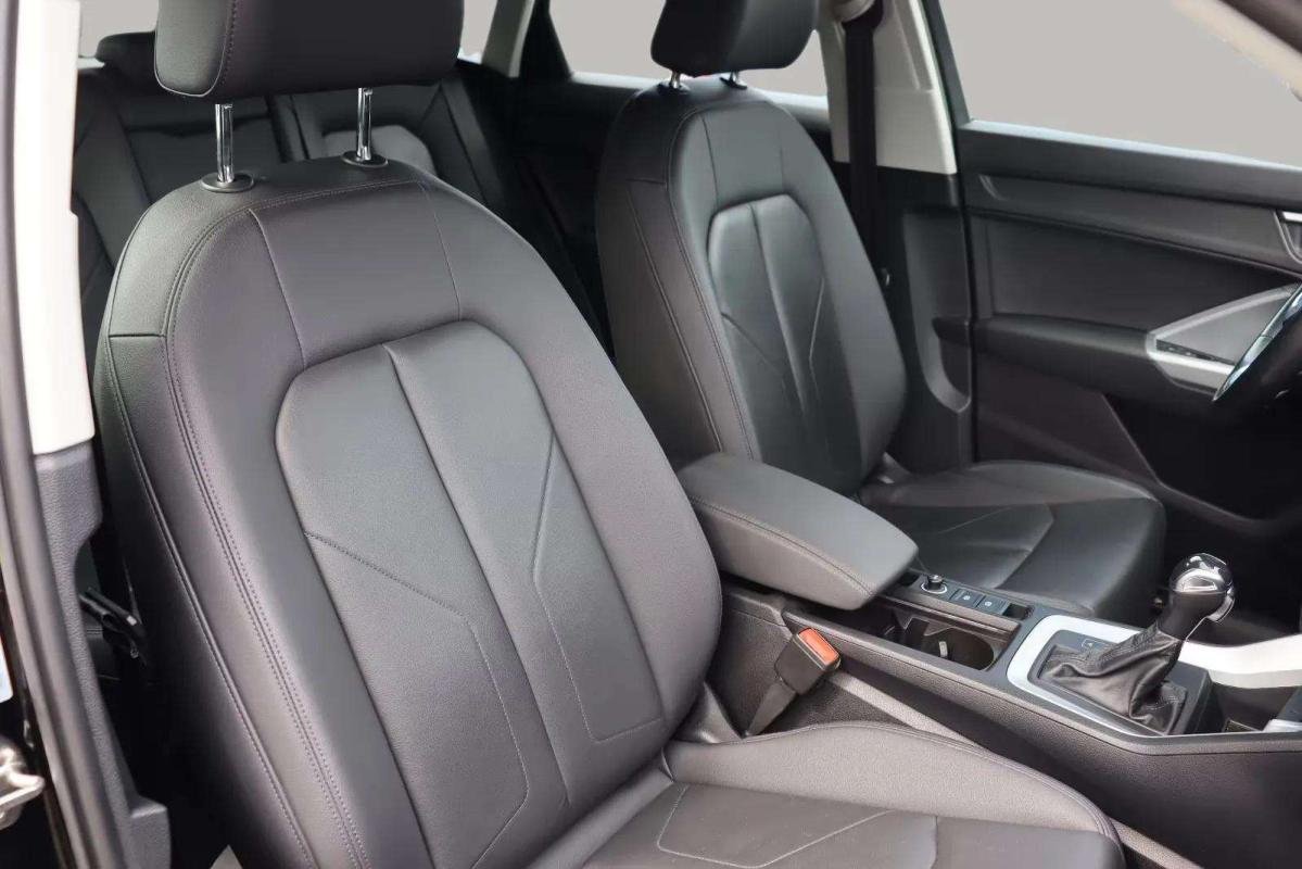 Audi Q3 - Photo 10