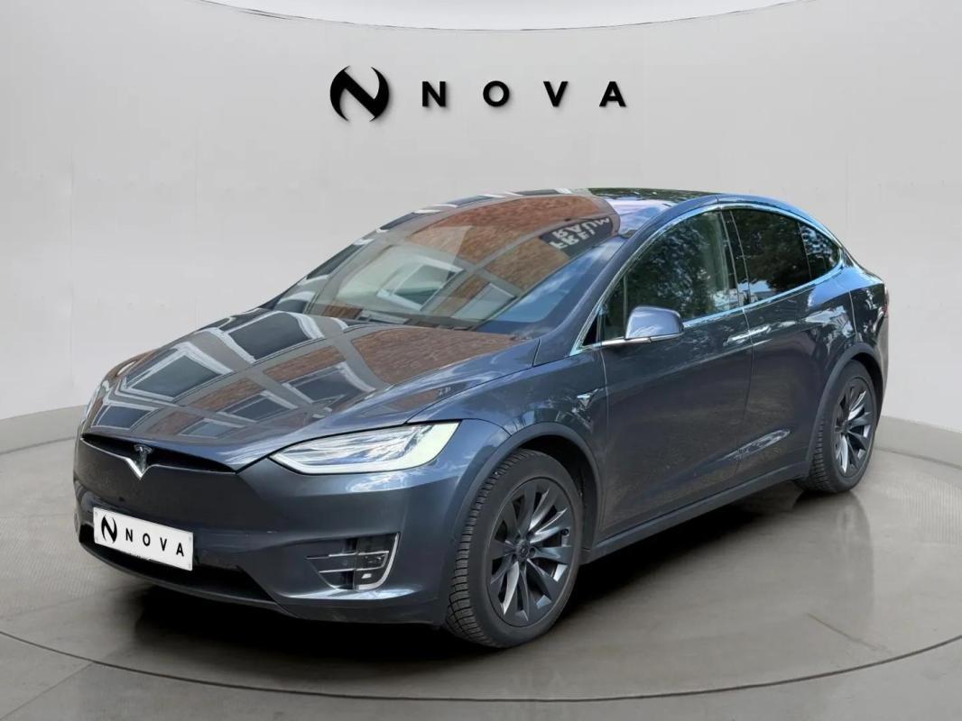 Tesla Model X - Photo 1