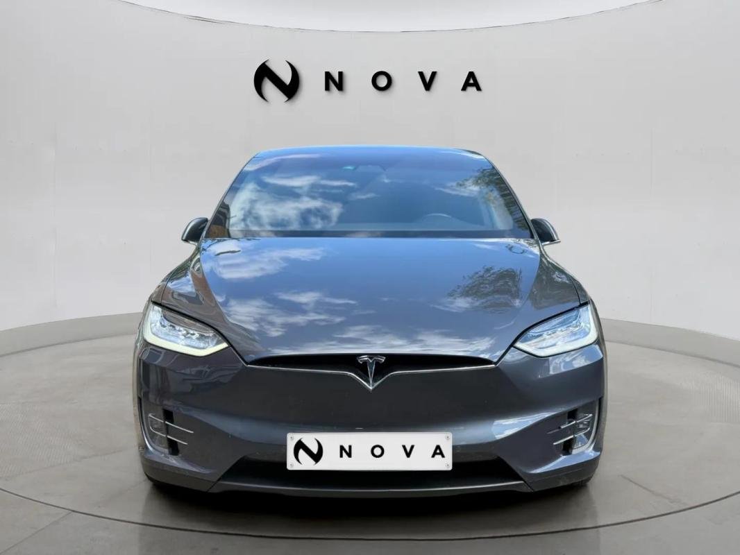 Tesla Model X - Photo 6