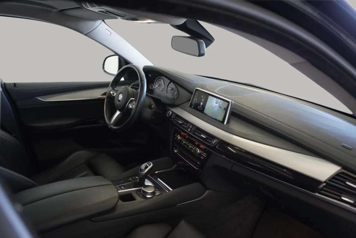 BMW X6 - Photo 9