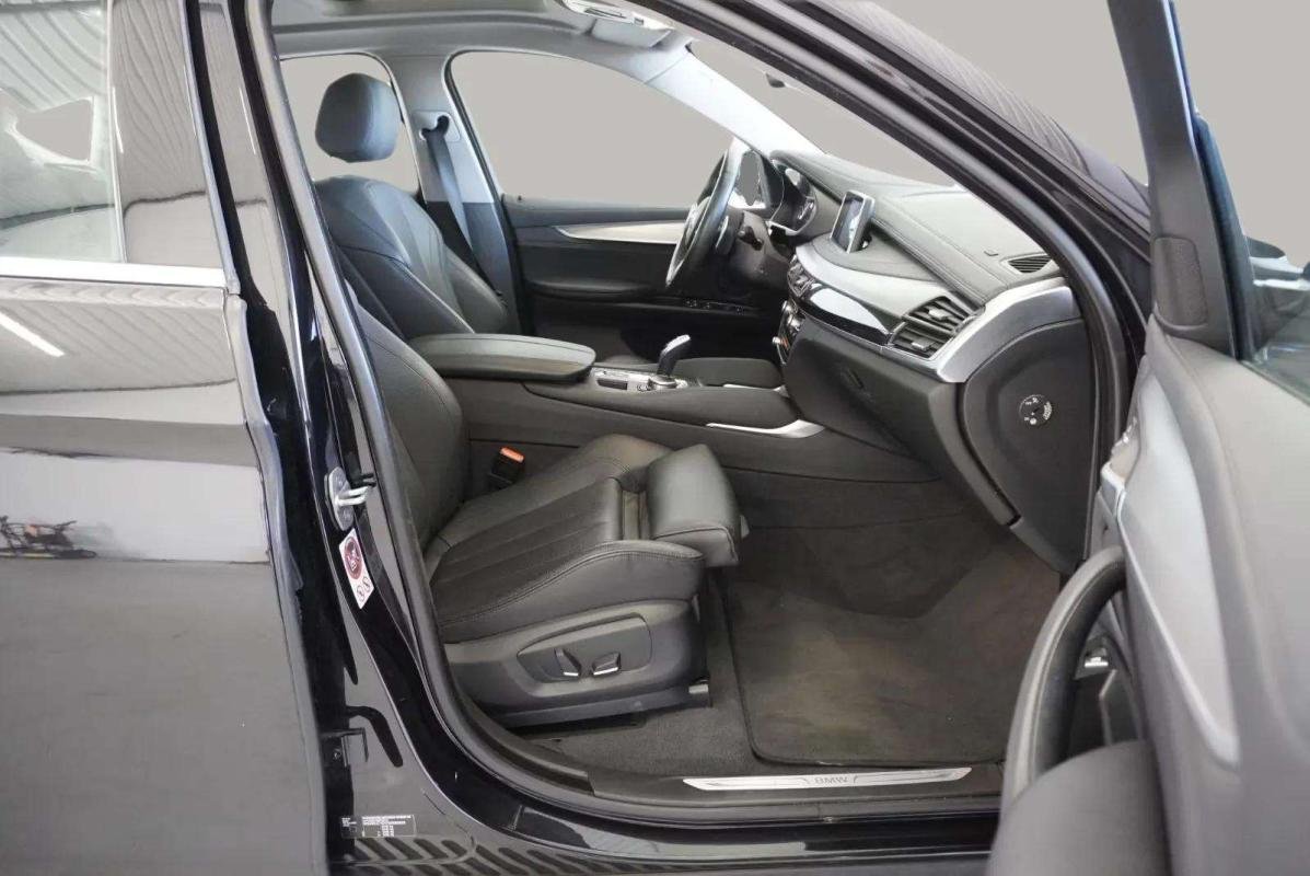 BMW X6 - Photo 10